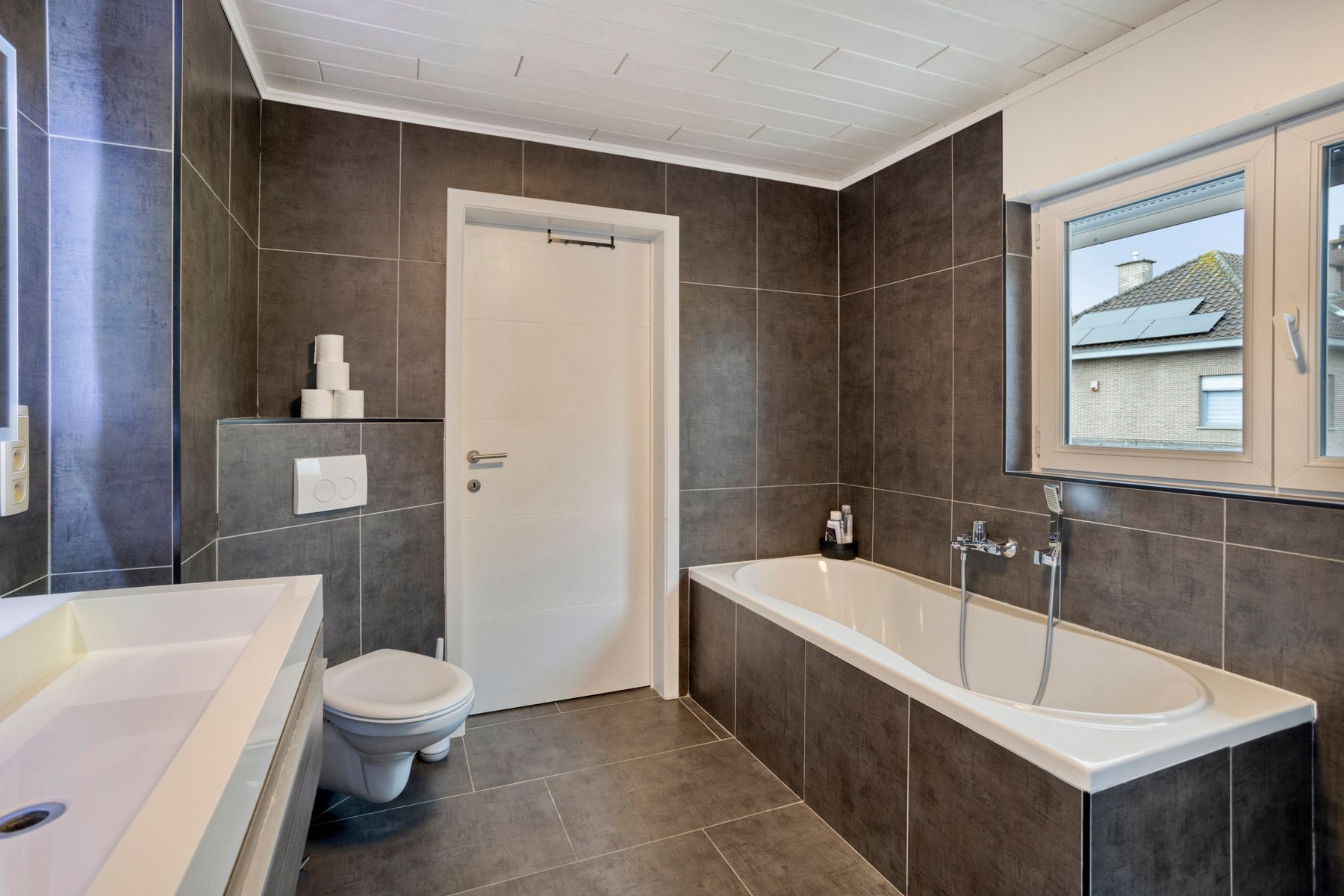 Instapklare energiezuinige halfopen bebouwing op topligging! foto 19