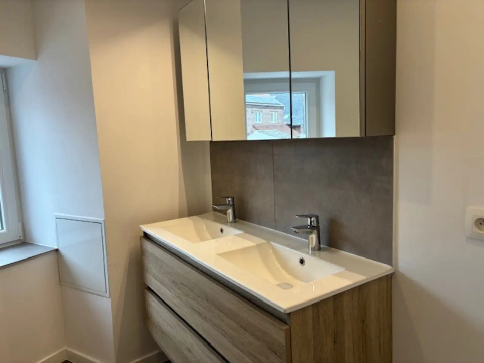 Volledig gerenoveerde woning 3 slpks te Landen (Walshoutem) foto 19