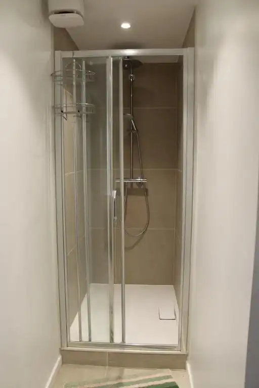 Ruim appartement met tuin foto 10