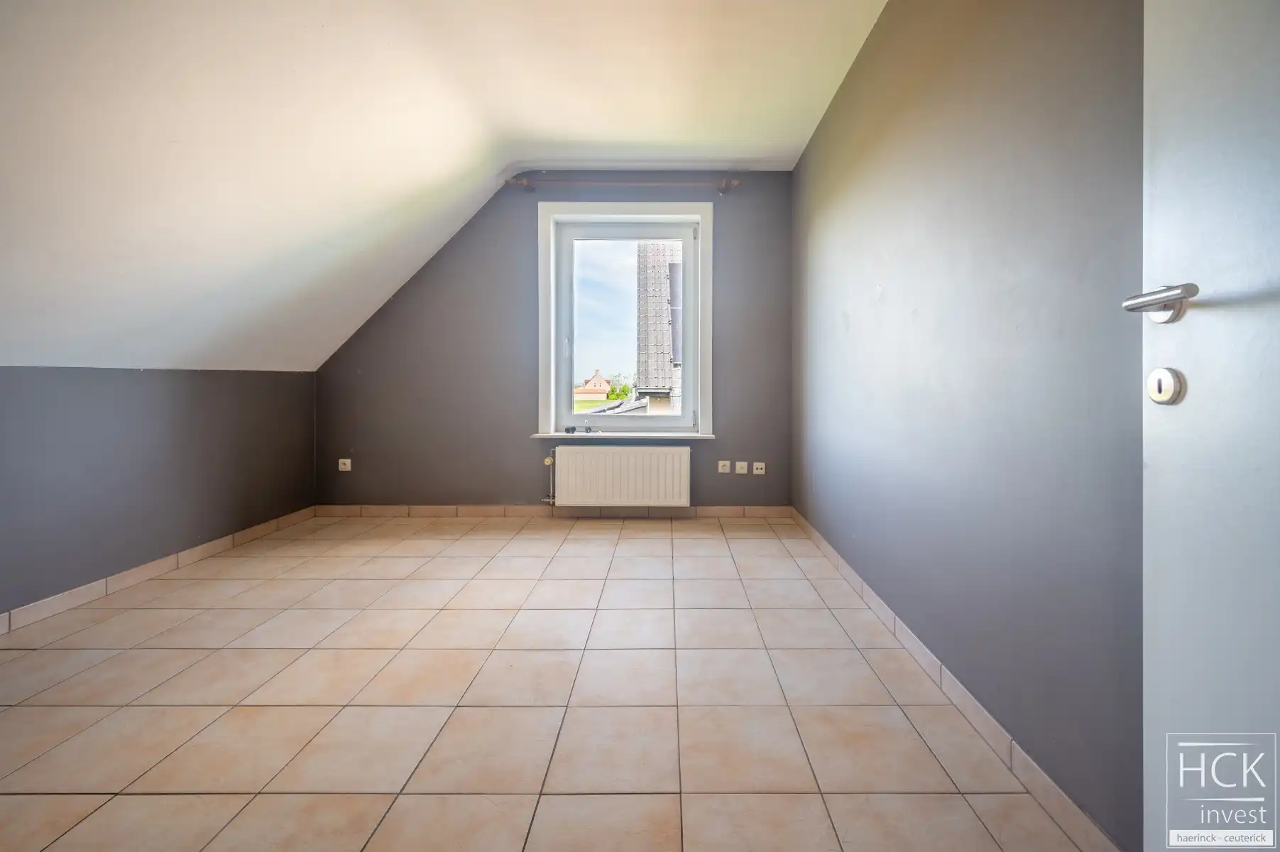 KRUISHOUTEM - Instapklare woning met 3 SLPK, garage én zonnige tuin foto 19