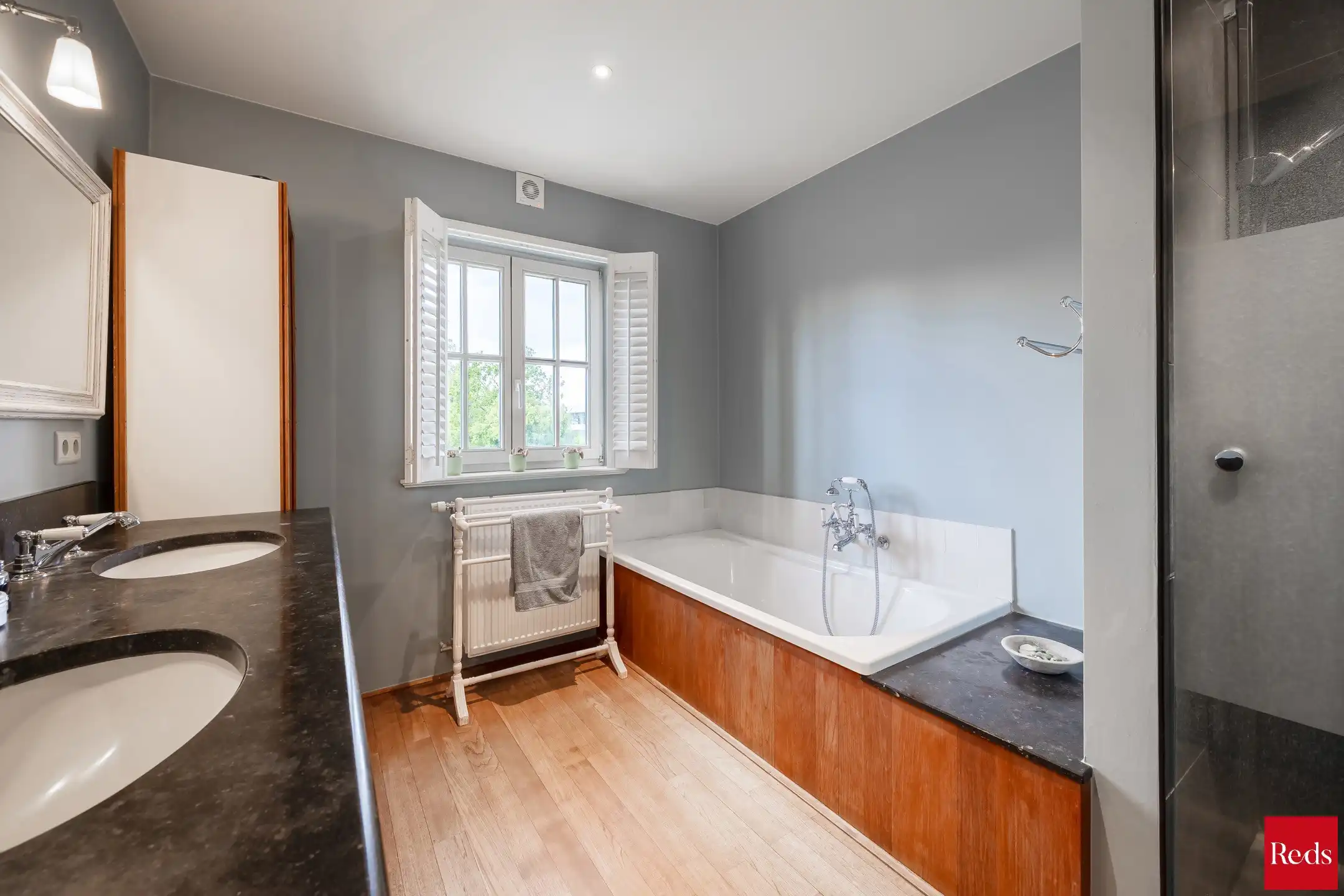 Instapklare villa met praktijkruimte  foto 25