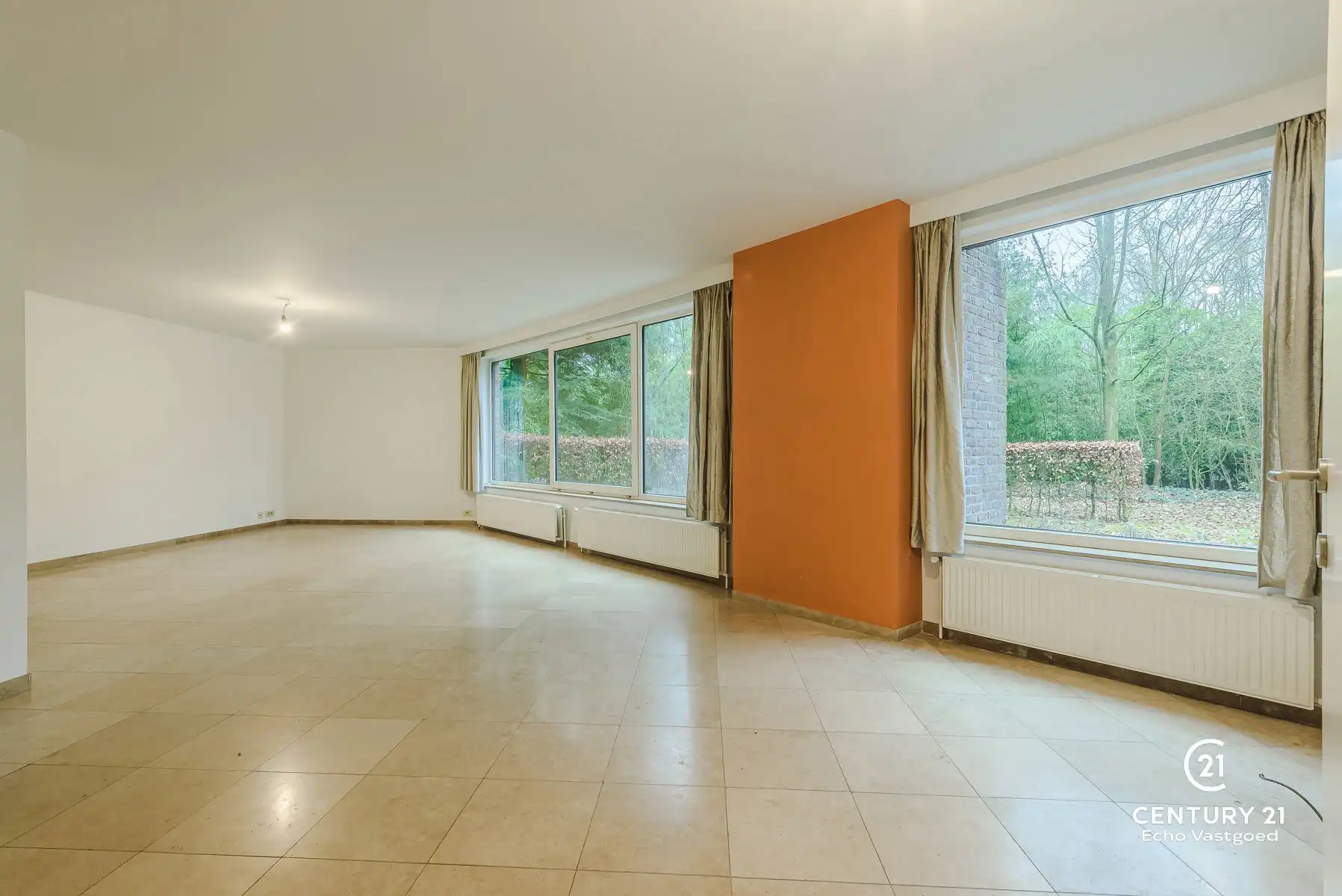 Ruime villa op zonnig perceel v. 2789m² in villawijk De Lint foto 7