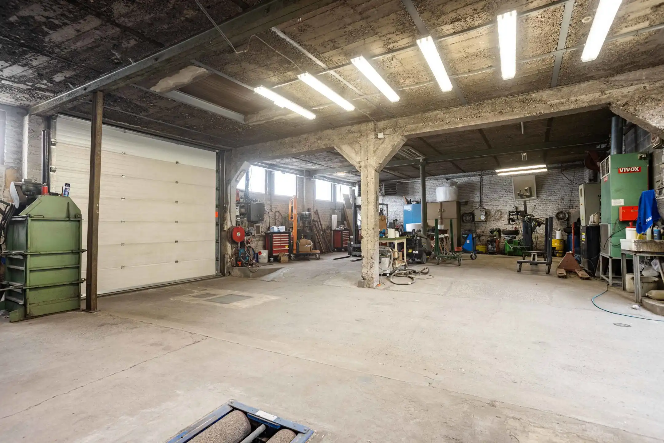 VEELZIJDIG RENOVATIE- EN ONTWIKKELINGSPROJECT foto 6