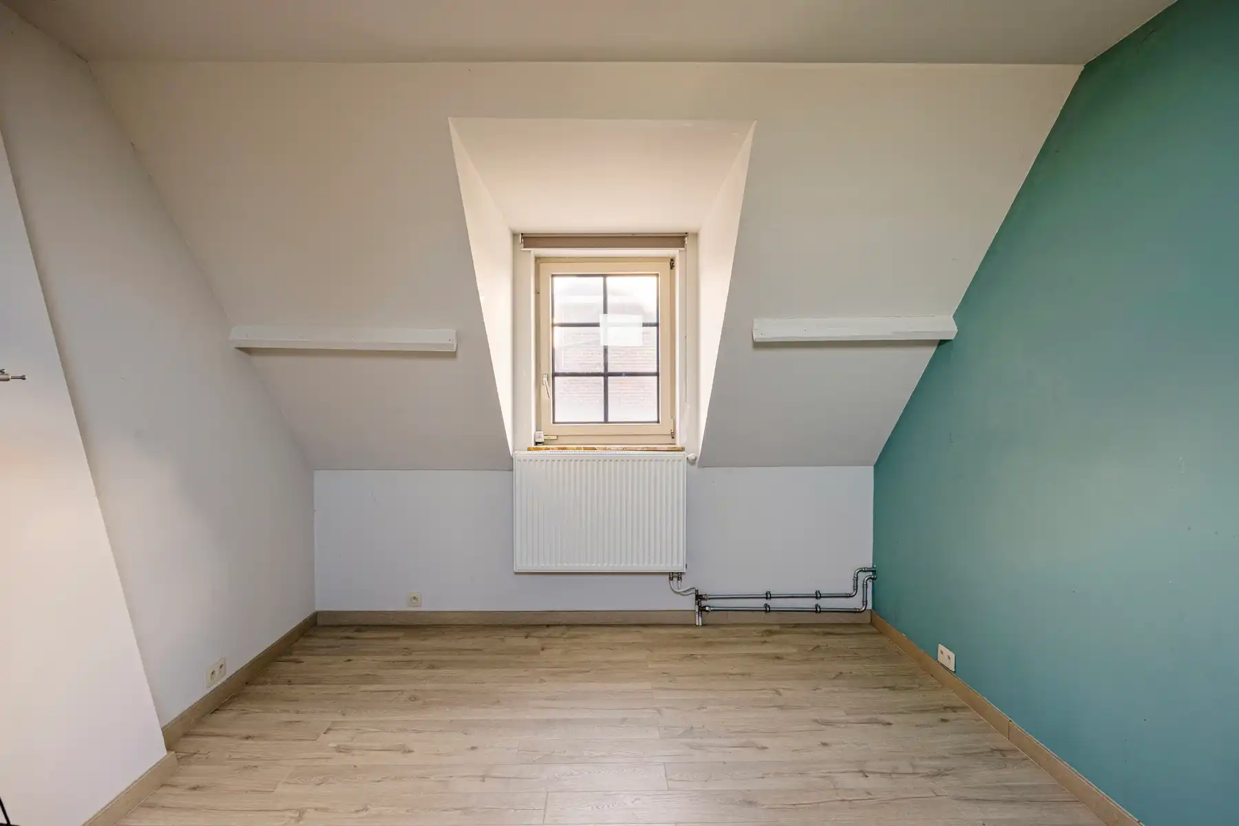 Woning met 4 slaapkamers en garage foto 6