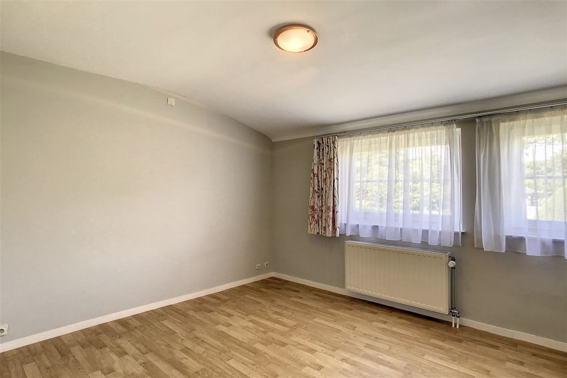 Villa 4 slaapkamers - rustige ligging - prachtige tuin! foto 18