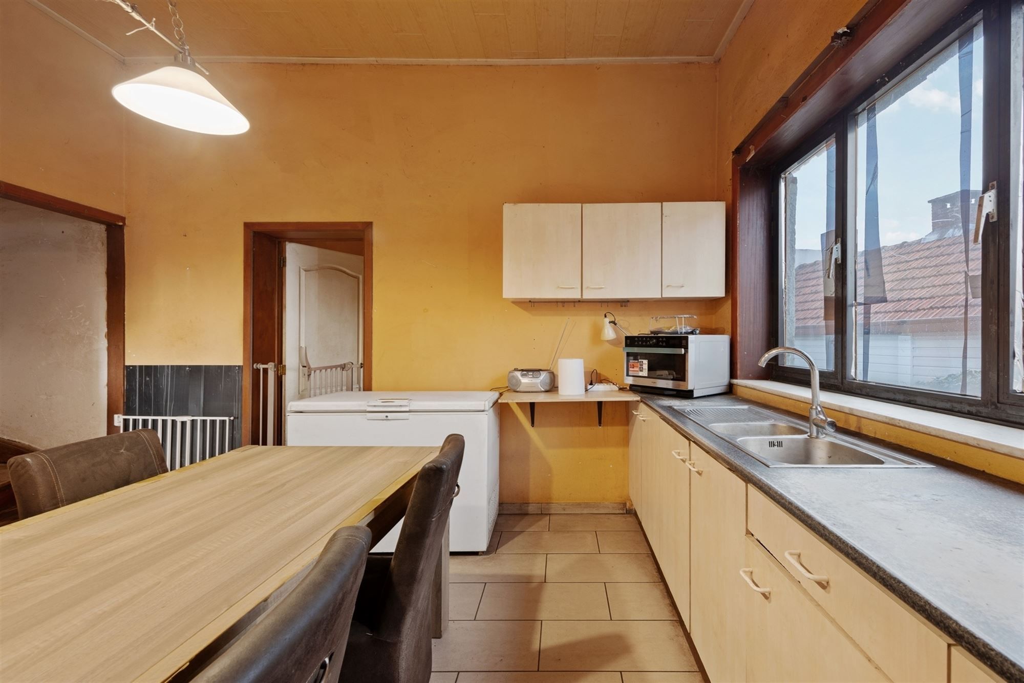 TE RENOVEREN WONING OP RUSTIGE LIGGING VLAKBIJ LEOPOLDSBURG CENTRUM foto 6