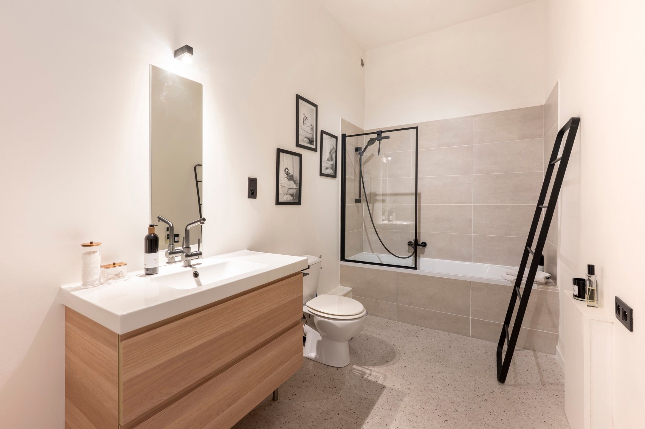 ANTWERPEN - Herenwoning met 2 inpandige staanplaatsen! foto 18