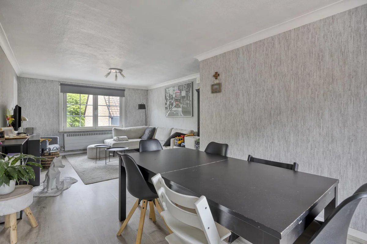 ZEER RUIM APPARTEMENT VAN 136M² MET 3 SLPK'S IN HERK-DE-STAD foto 6