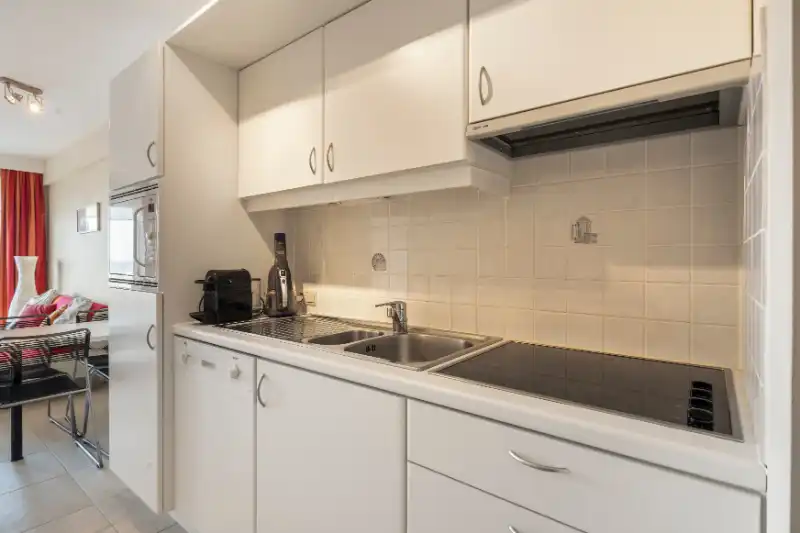 STUDIO MET SLAAPHOEK OP DE ZEEDJK foto 8