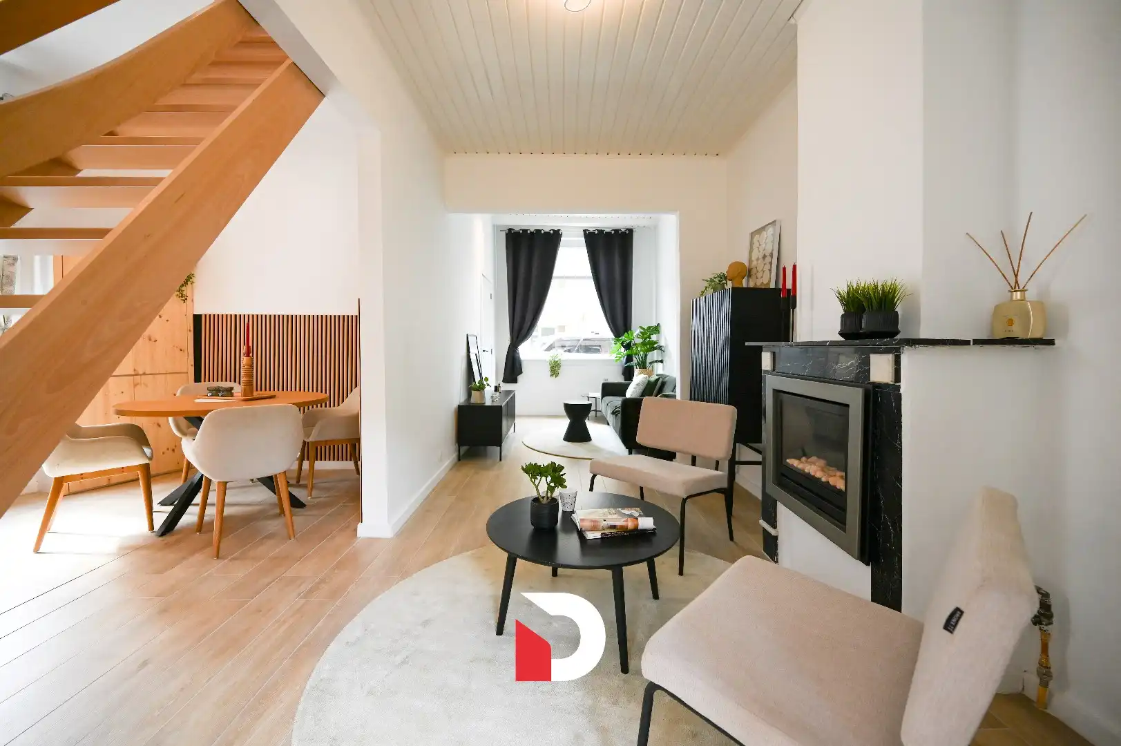 Bijzonder fraai gerenoveerde hoekwoning nabij de Coupure in hartje Brugge foto 7