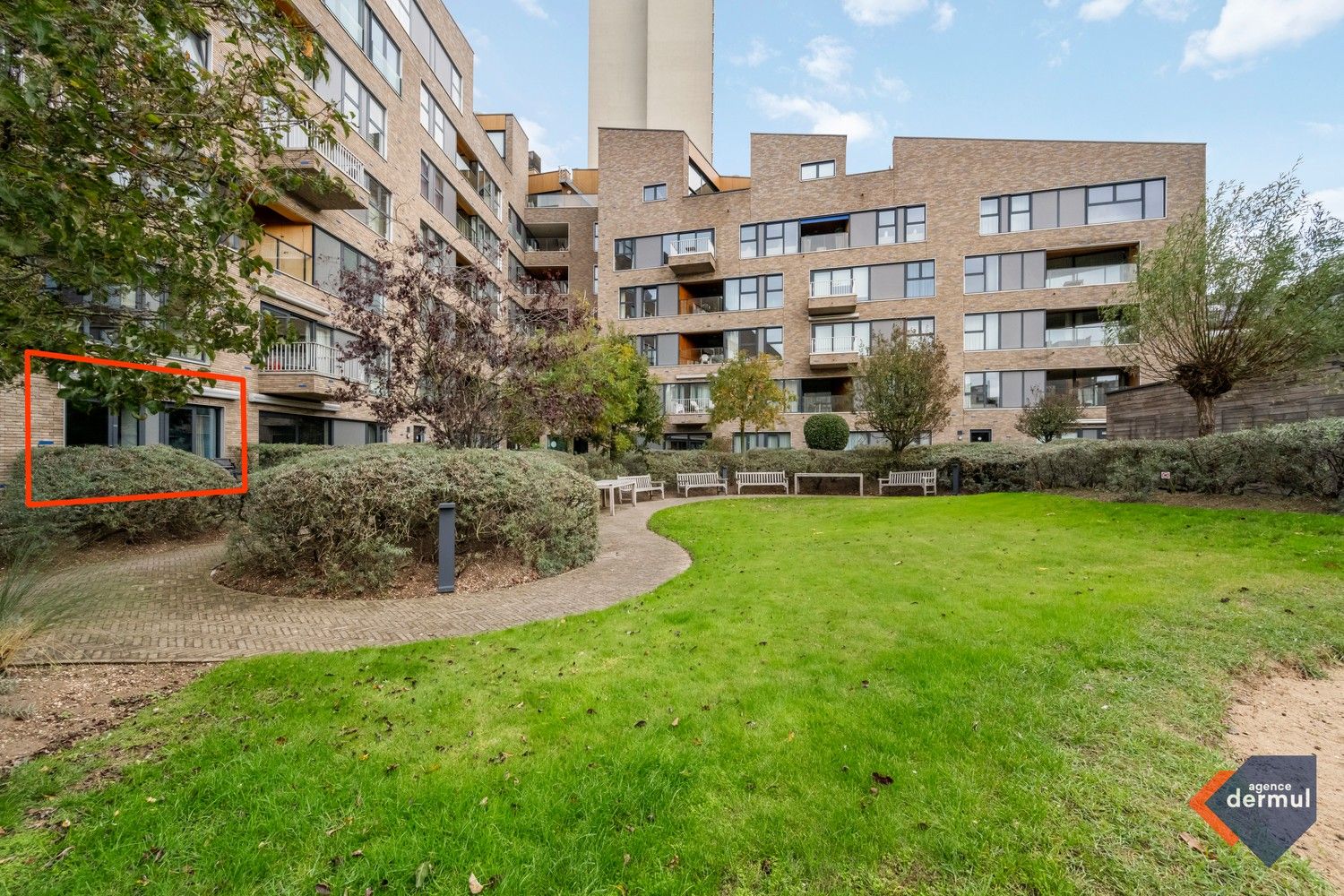 RESIDENTIE NIEUW HELMOND foto {{pictureIndex}}