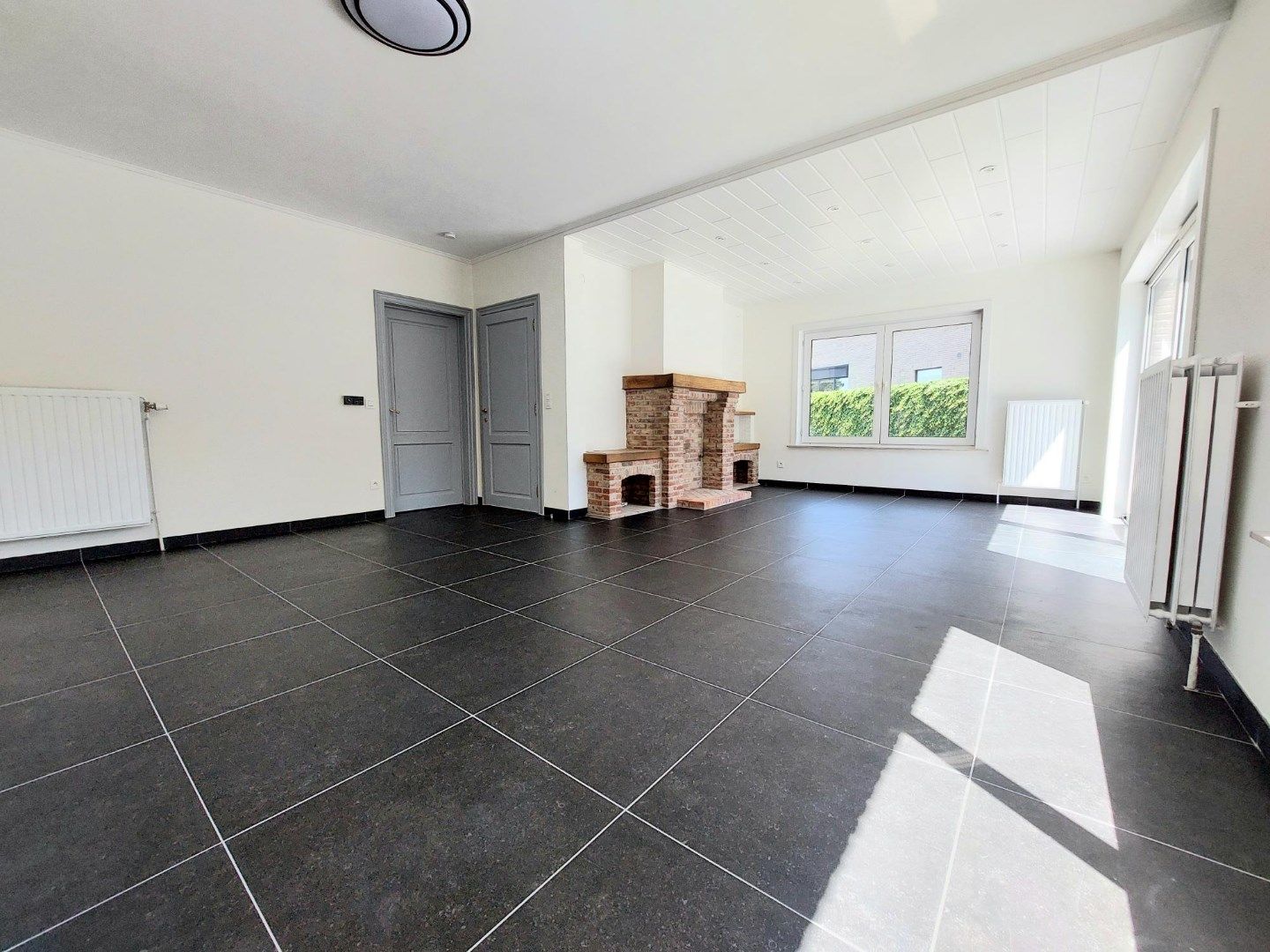 Ruime halfopen woning  foto 4