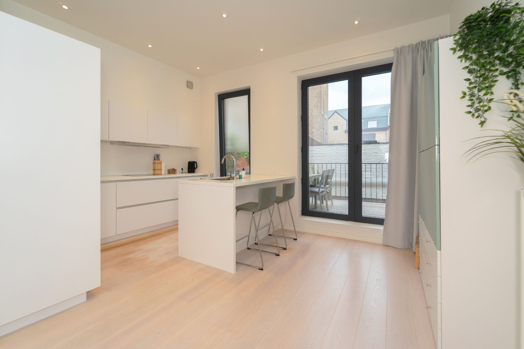 Prachtig en ruim huis met vier terrassen en bureelruimte in hartje Gent foto 24