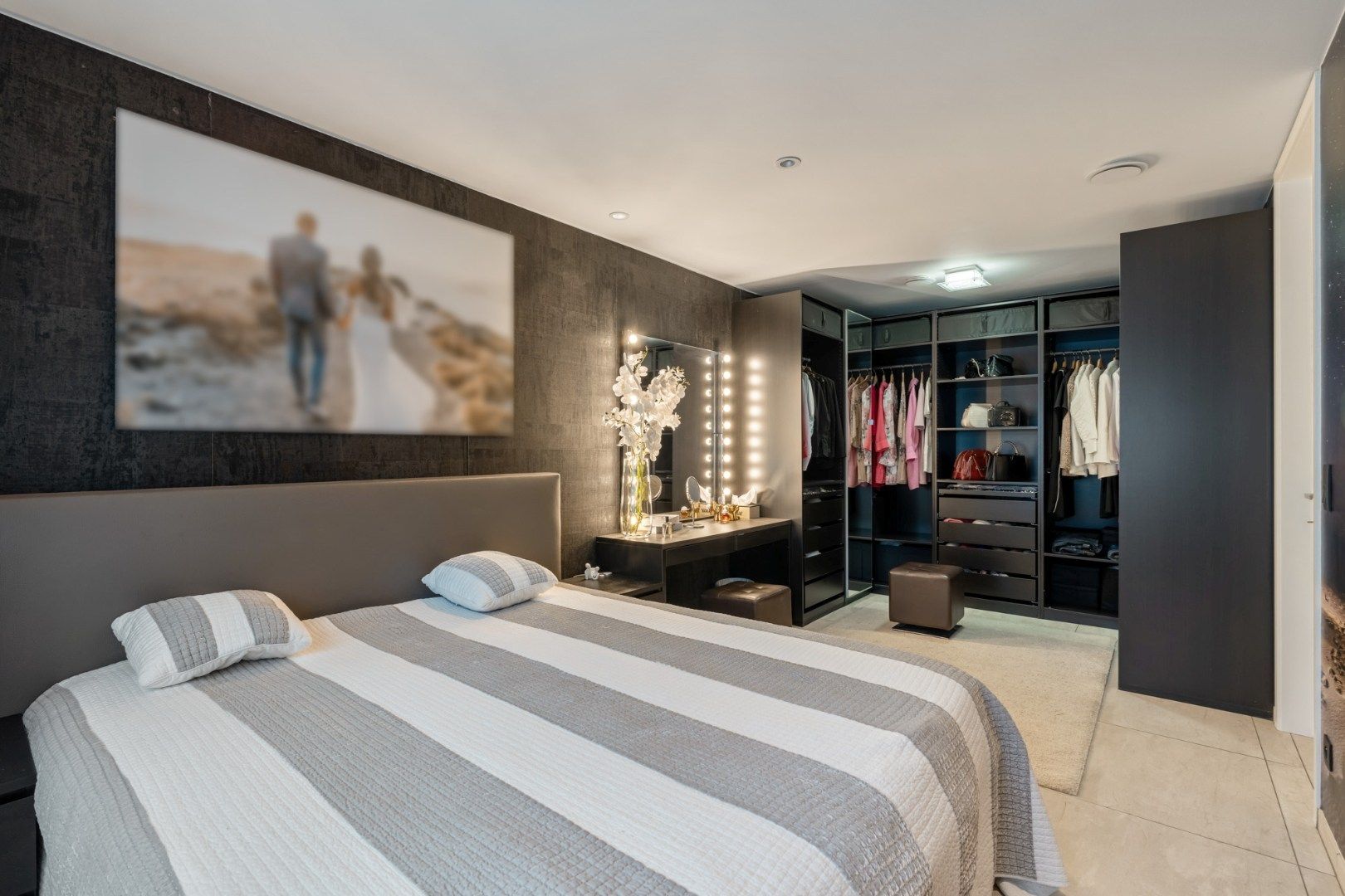 Unieke designvilla met zwembad en panoramisch uitzicht op het Albertkanaal foto 32