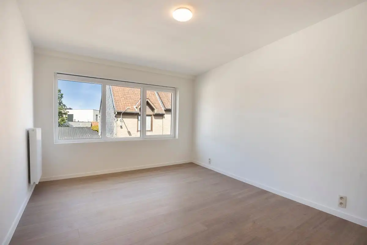 Modern, energiezuinig en instapklaar huis te koop foto 23