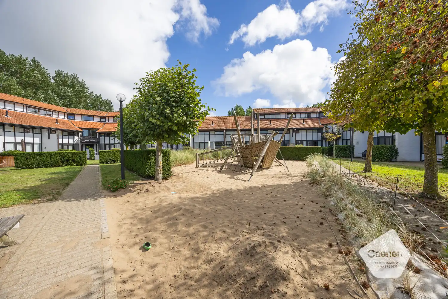 Knappe vakantiewoning te koop nabij strand & zee foto 13