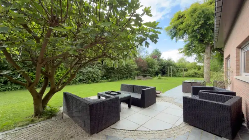 Zeer ruime villa van 400m² op 24 are foto 3