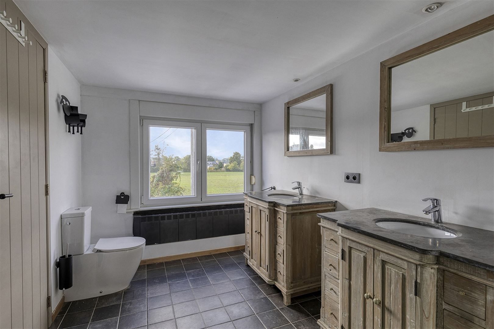 Zeer ruime gezinswoning op toplocatie ! foto 16