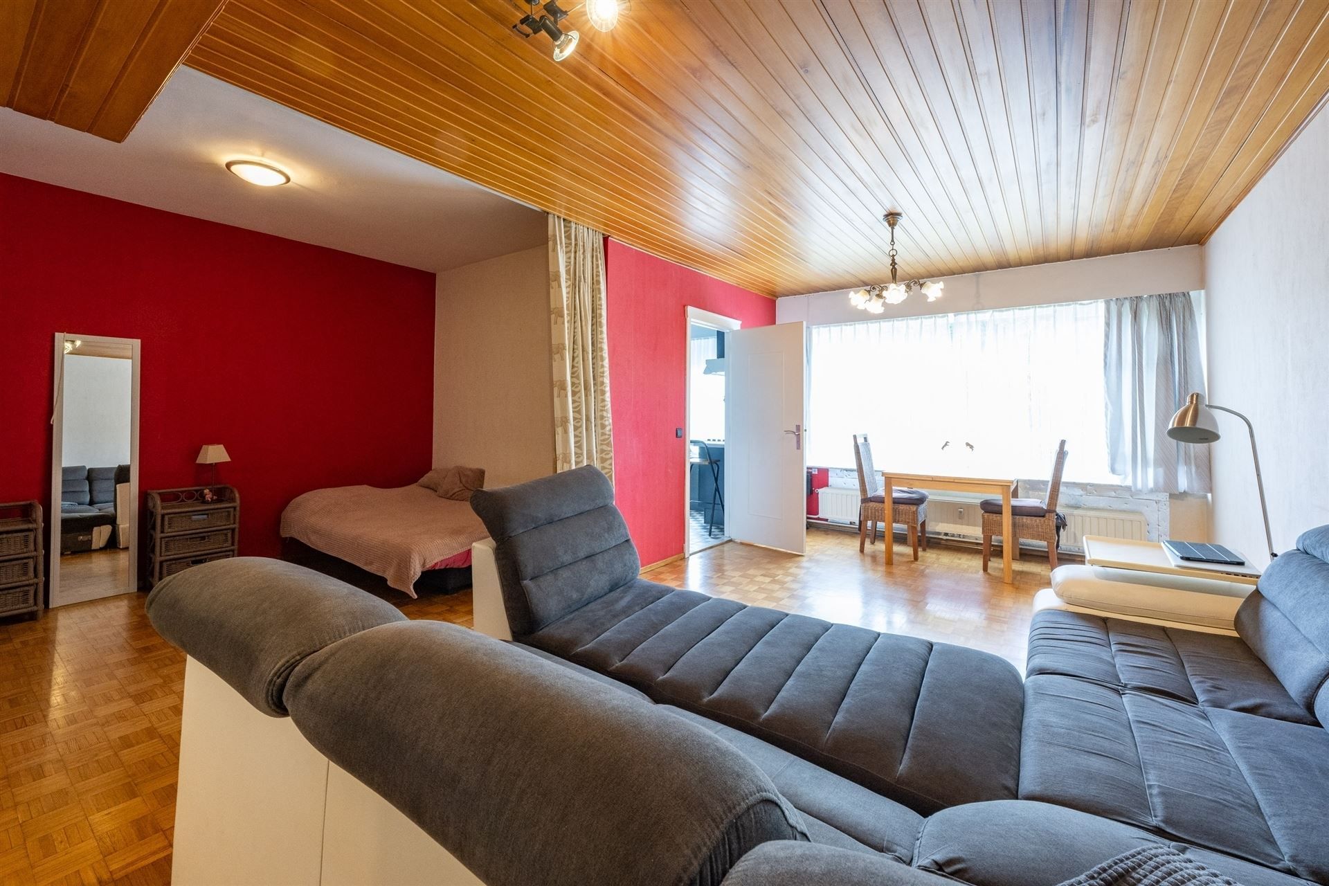 Verzorgd gelijkvloers studioappartement met slaaphoek.  foto 5