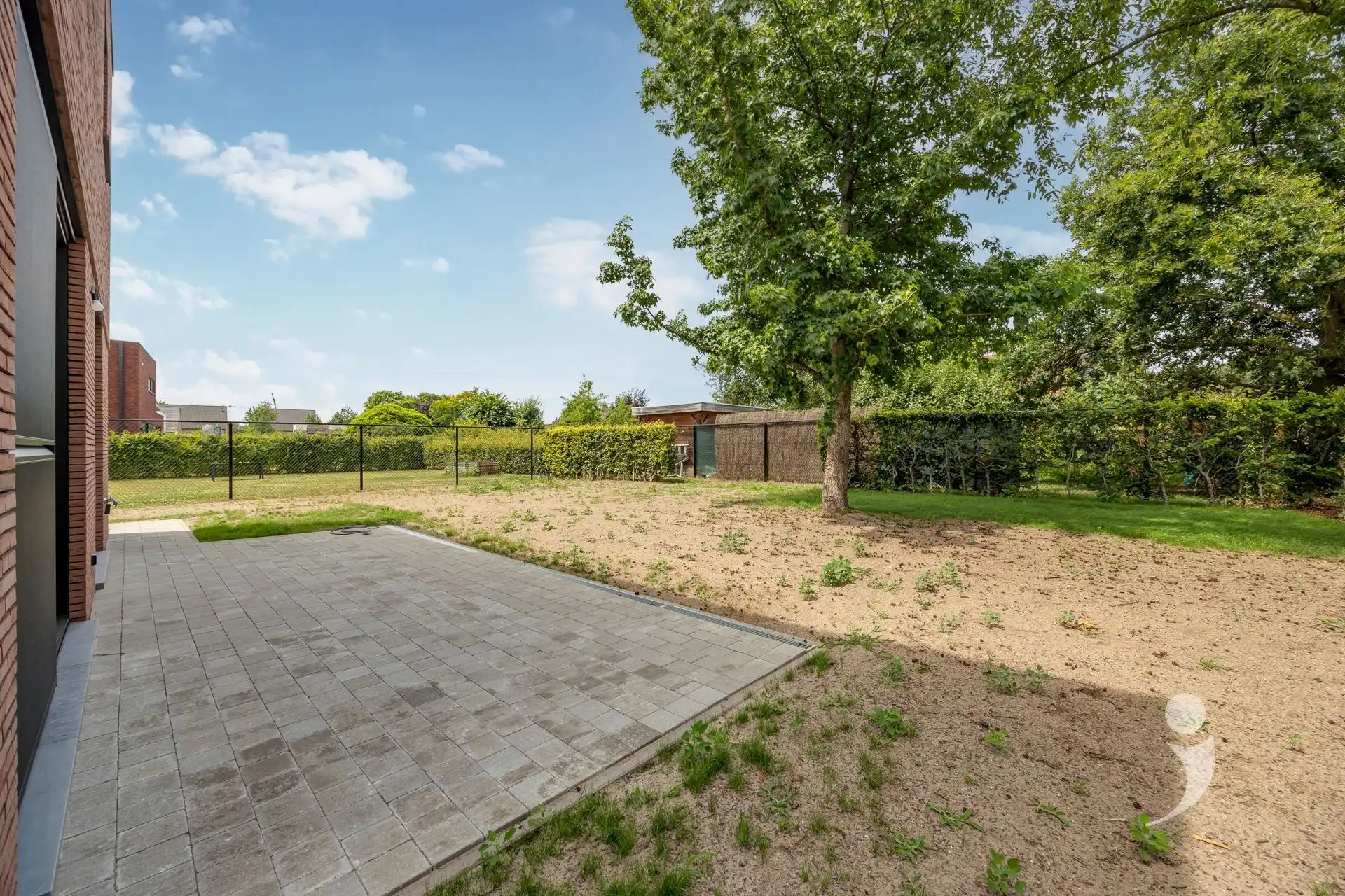 Nieuwbouwwoning in zeer rustige straat! foto 12
