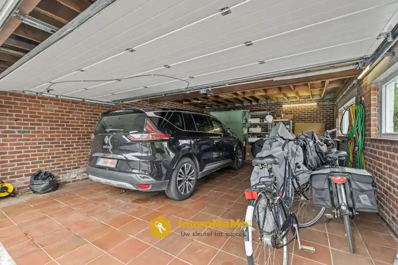 VRIJSTAANDE WONING MET 4 SLAAPKAMERS TE KOOP IN WACHTEBEKE (LOCHRISTI) foto 24