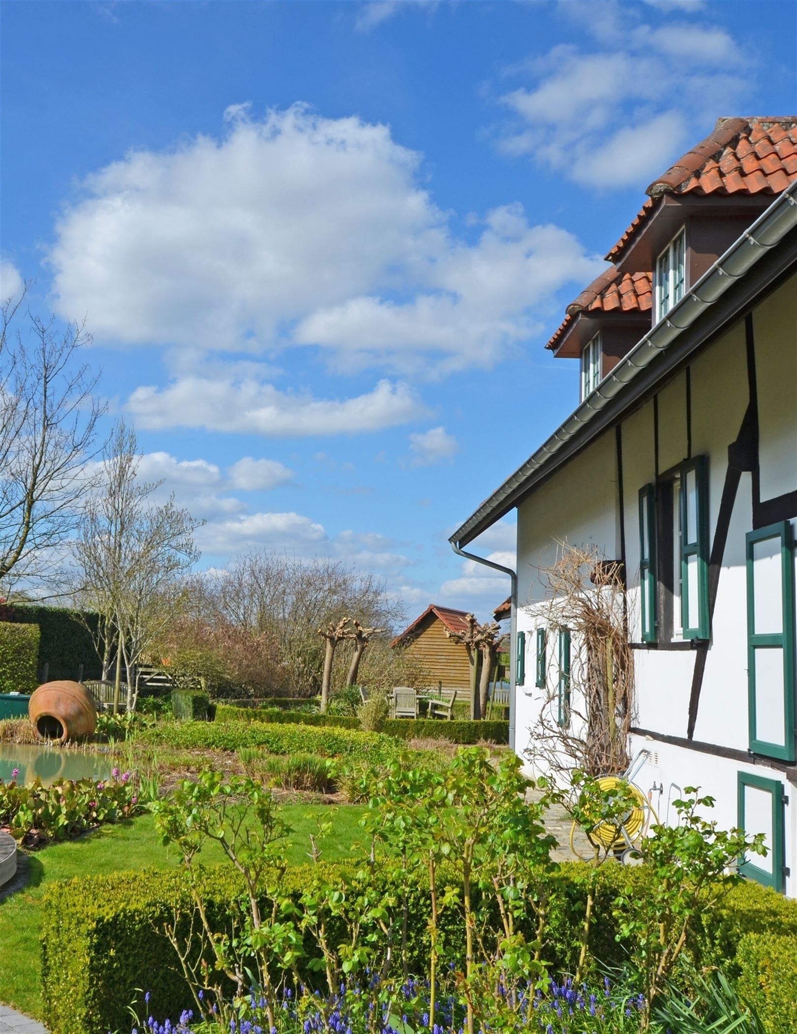 Landelijk gelegen vierkantshoeve op ±1.4Ha foto 24