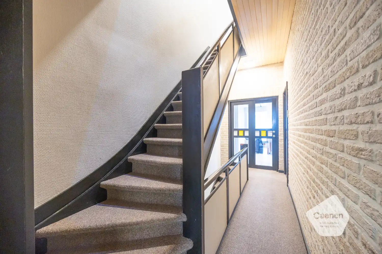 Woning met handelsgelijkvloers op commerciële ligging foto 18