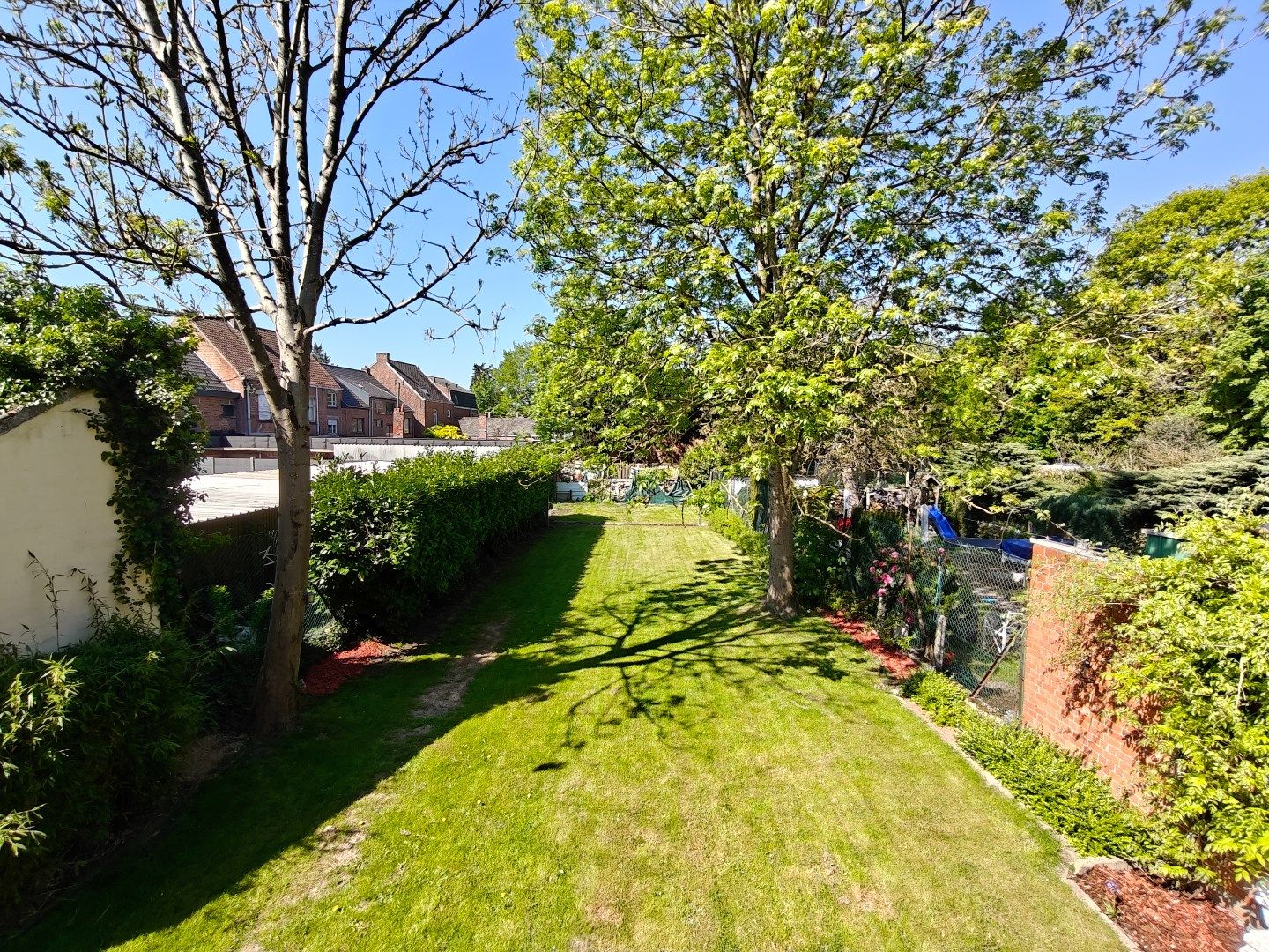 Ruime bel-étagewoning met garage, tuin en vier slaapkamers  foto 14