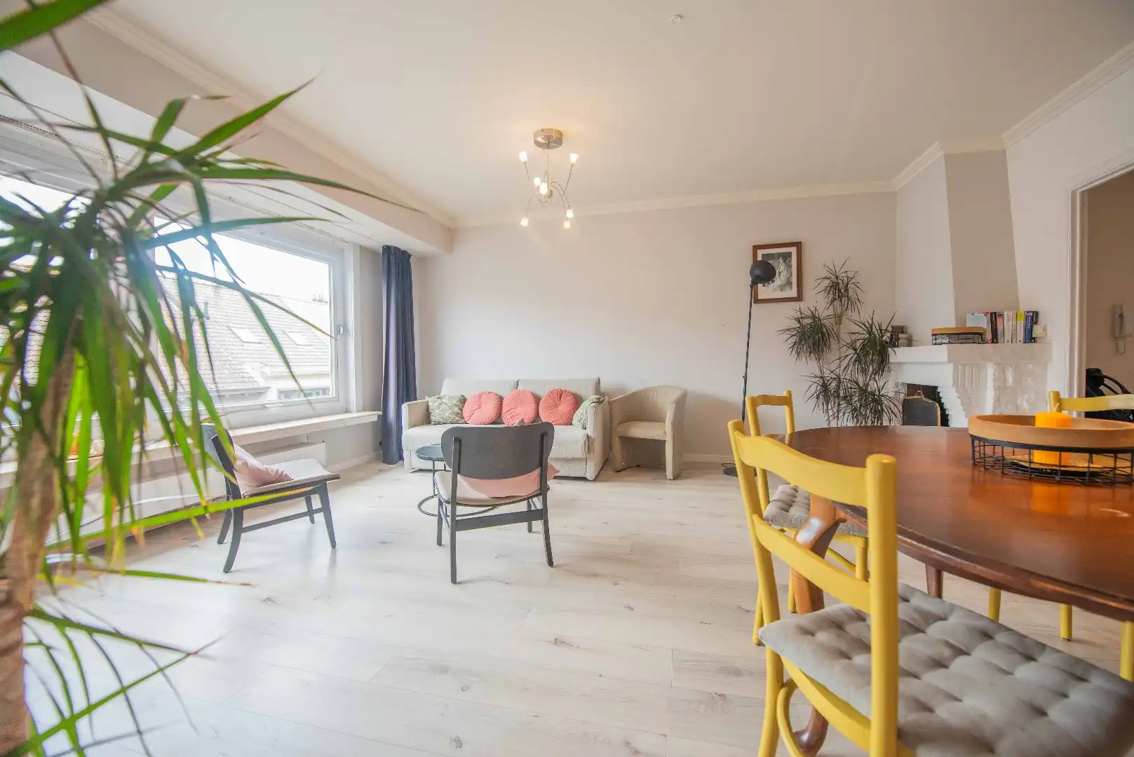 OOSTENDE - BELLE EPOQUEWIJK DICHTBIJ BIBLIOTHEEK, ZEEDIJK EN DE JAPANSE TUIN foto 8