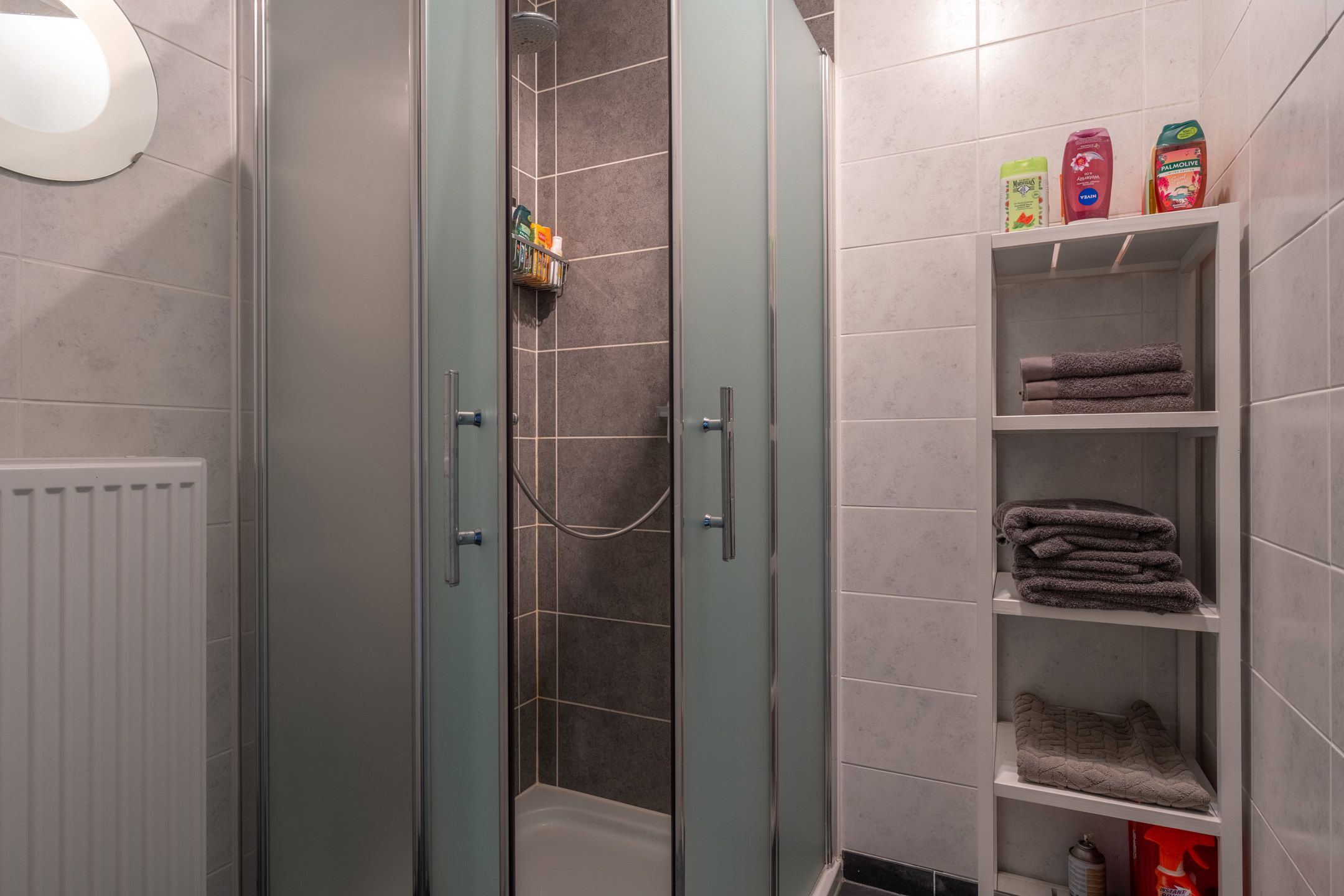 Instapklare woning met 3 grote slpks en garage foto 23