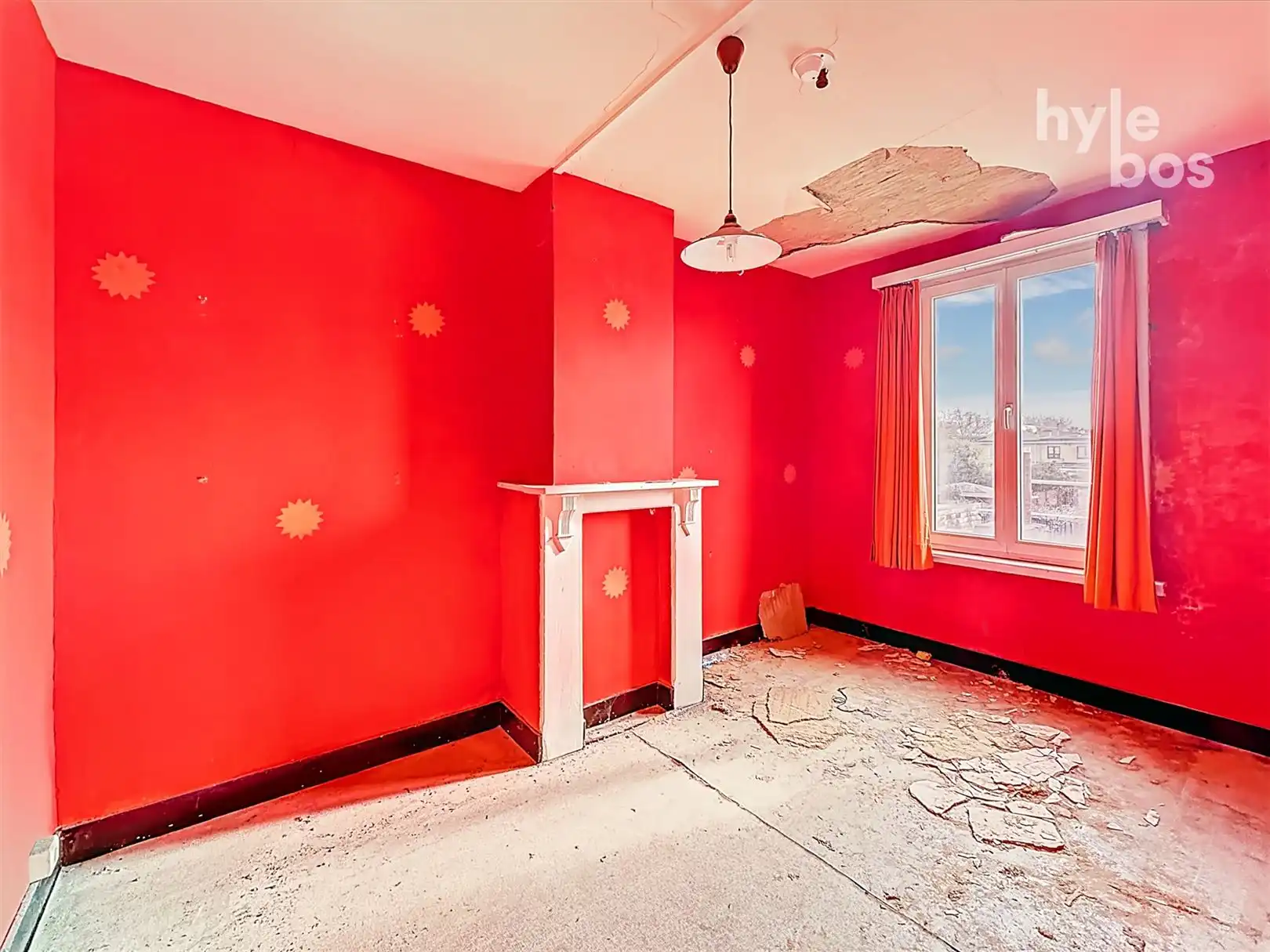 Te renoveren woning met tuin op uitstekende ligging foto 8