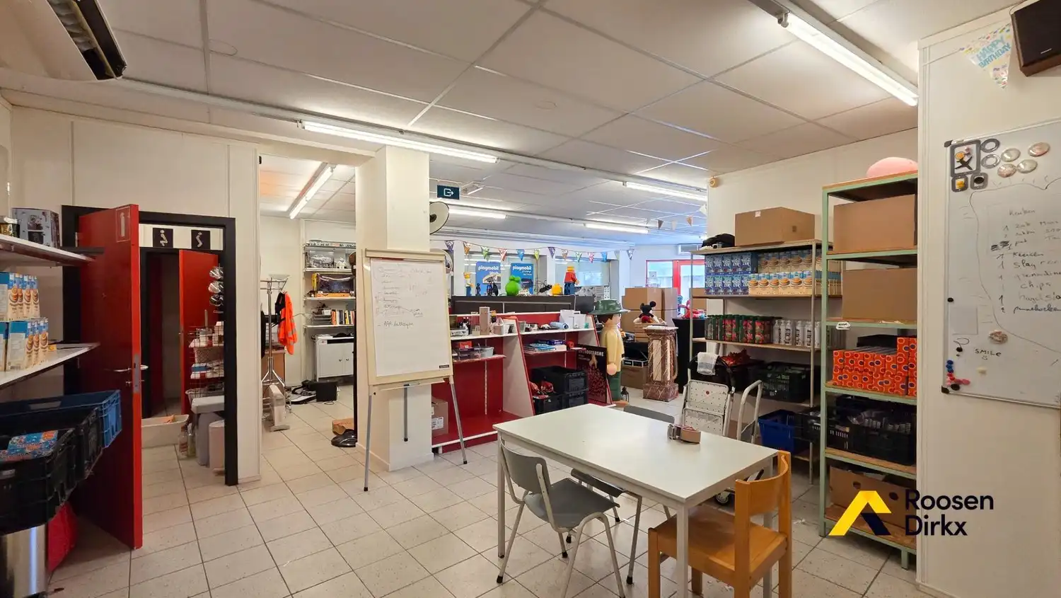 Handelspand met 254m² met hoge zichtbaarheid en unieke ligging in hartje Bree foto 7