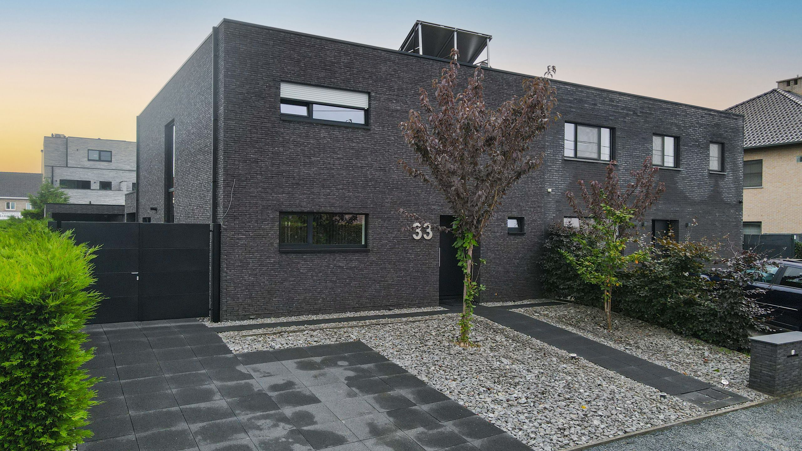 Uitzonderlijk moderne woning met hoogwaardige afwerking! foto 42