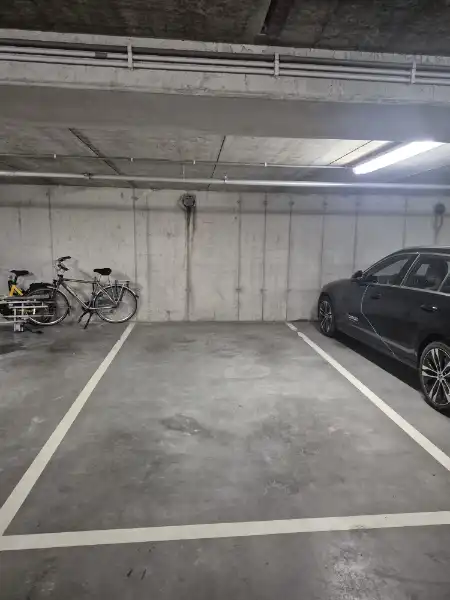 Autostaanplaats in Mechelen foto 2