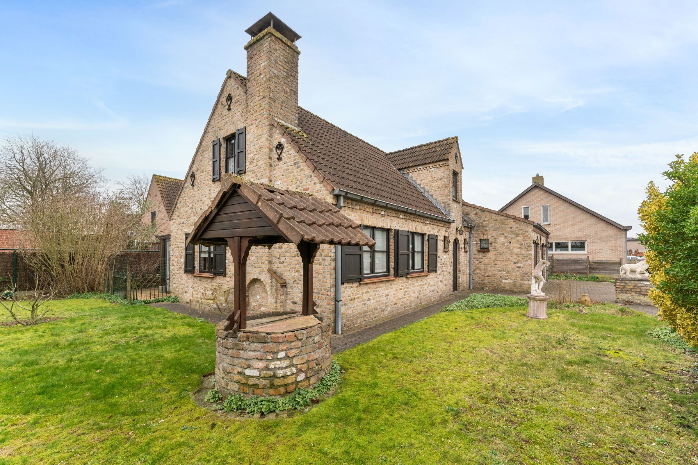 Karaktervolle woning op toplocatie Sijsele foto 19