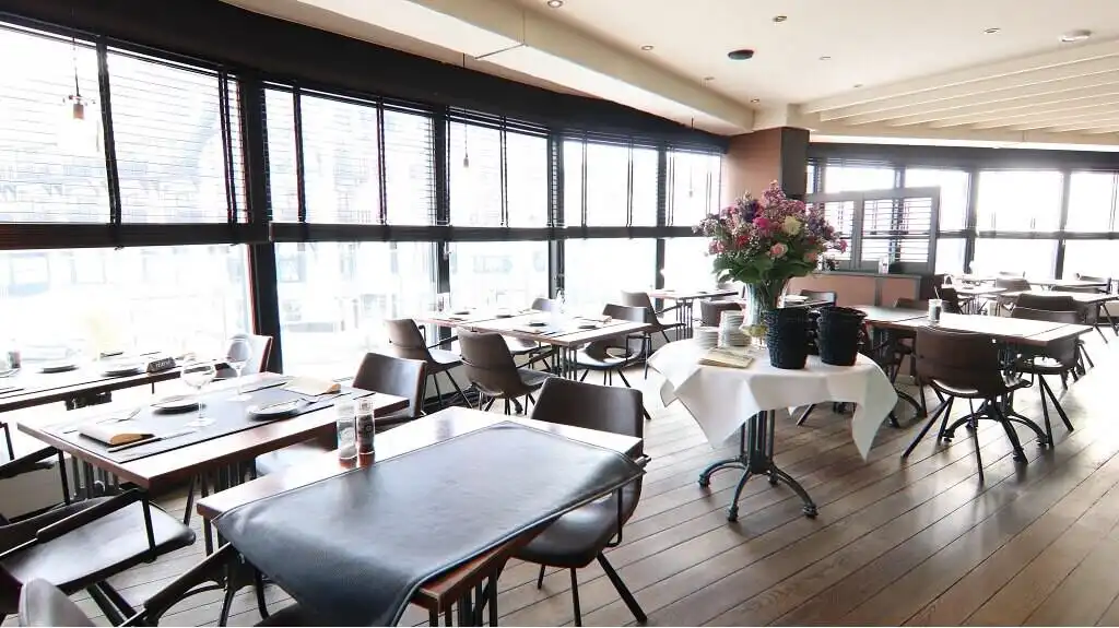Overname gekend restaurant met terras + uniek uitzicht in Knokke foto 4