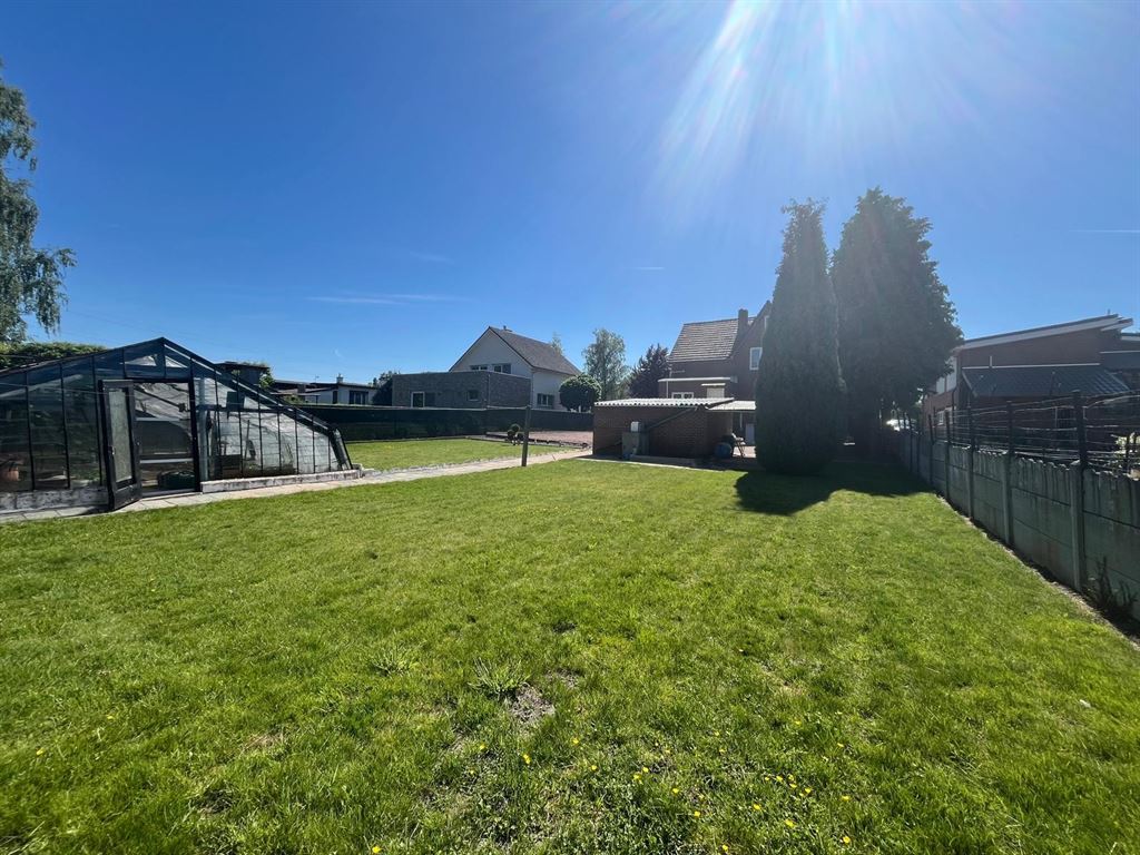 Zeer goed onderhouden vrijstaande woning foto 10