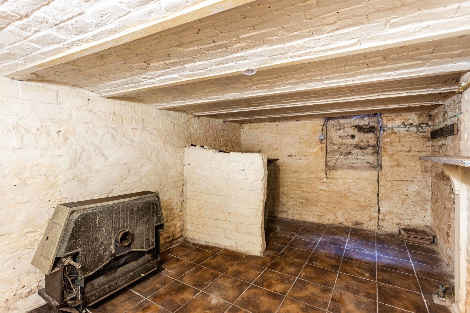 Te renoveren woning in centrum Geraardsbergen foto 17