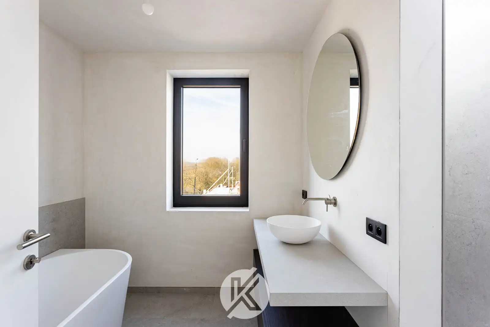 Open nieuwbouwwoning in een aangename woonomgeving foto 17