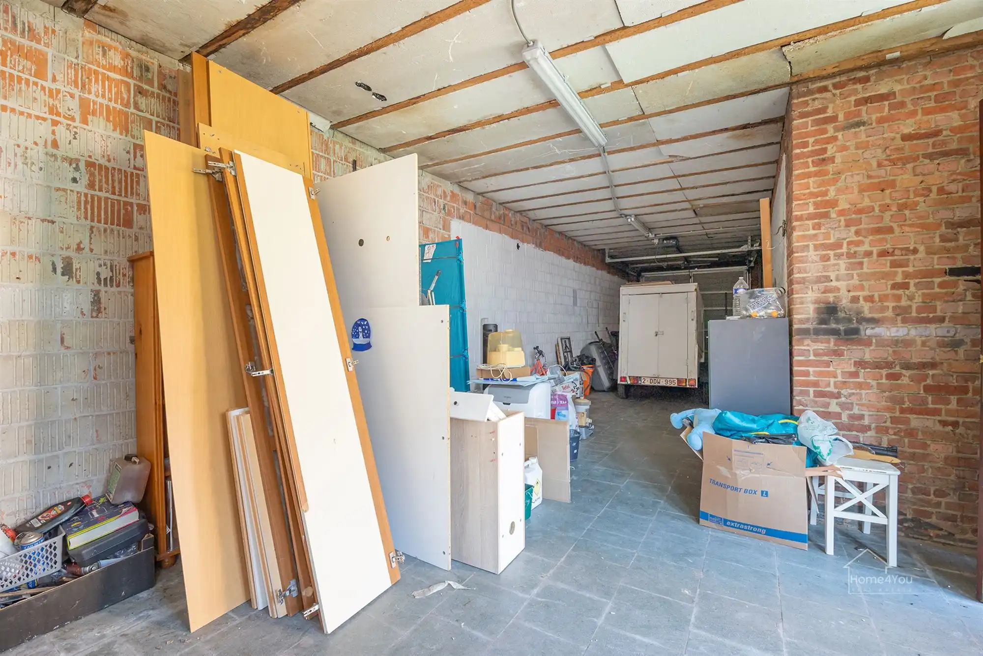 Op te frissen woning met zéér ruime extra zolder foto 19