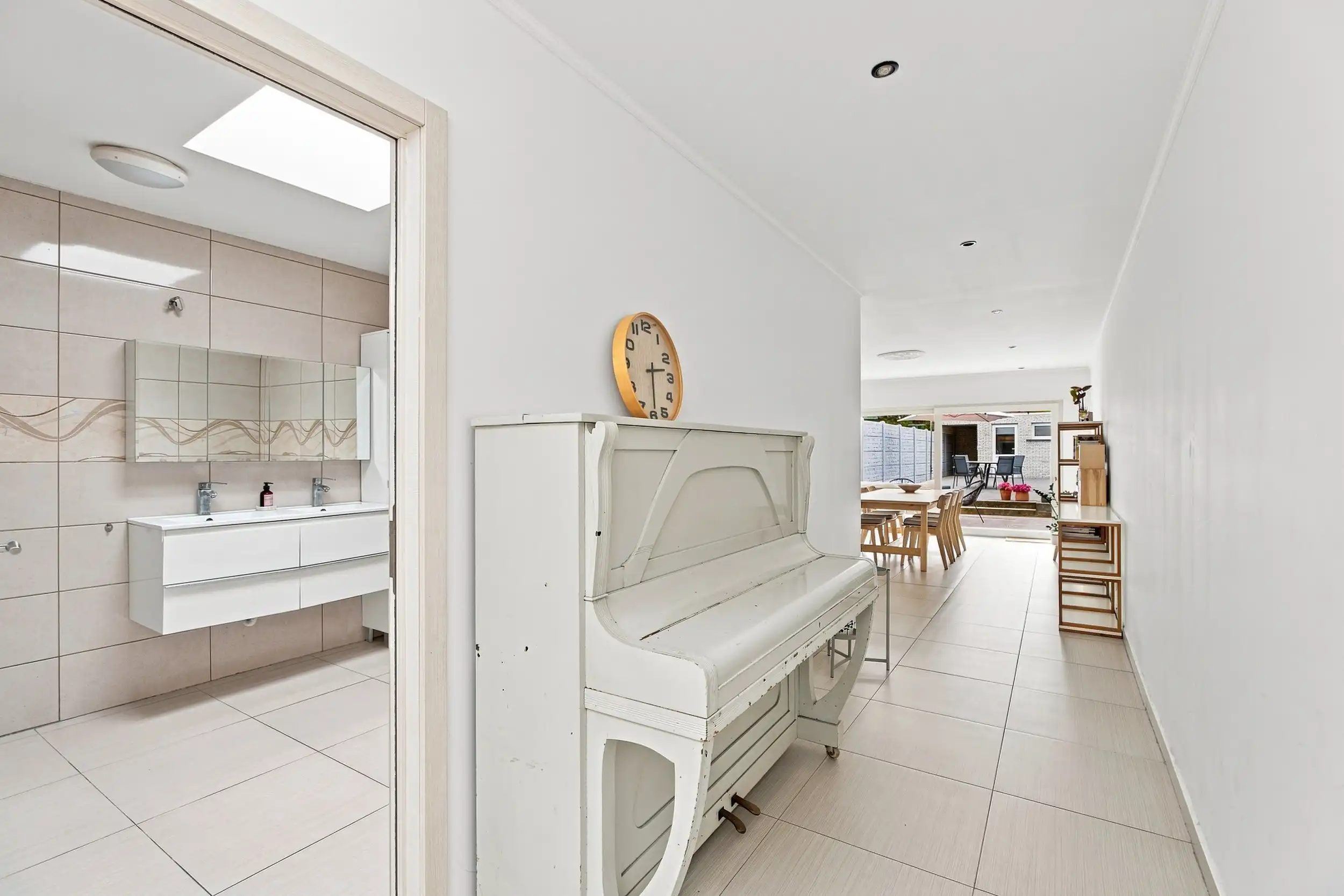 Instapklare woning in het centrum van Zele foto 4
