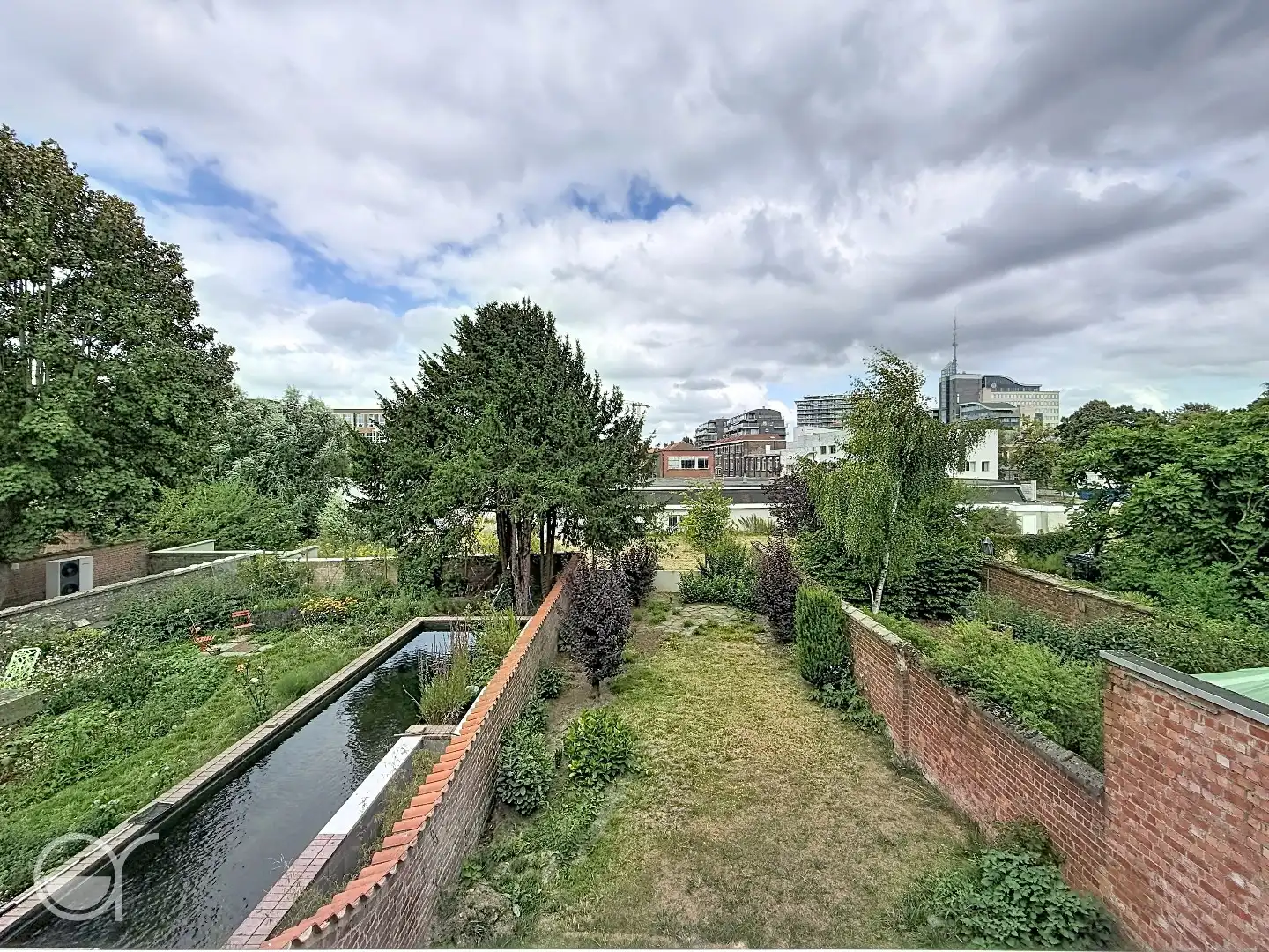 Unieke en ruime rijwoning met garage, tuin en terrassen te huur nabij station Gent-Sint-Pieters foto 24