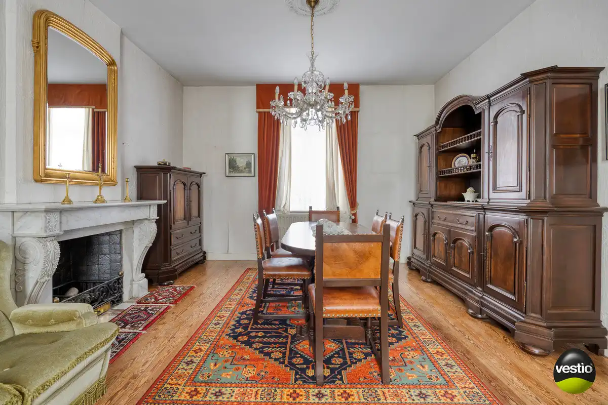 RUSTIG GELEGEN KARAKTERVOLLE AUTHENTIEKE WONING OP 6A85CA TE LAUW. foto 3