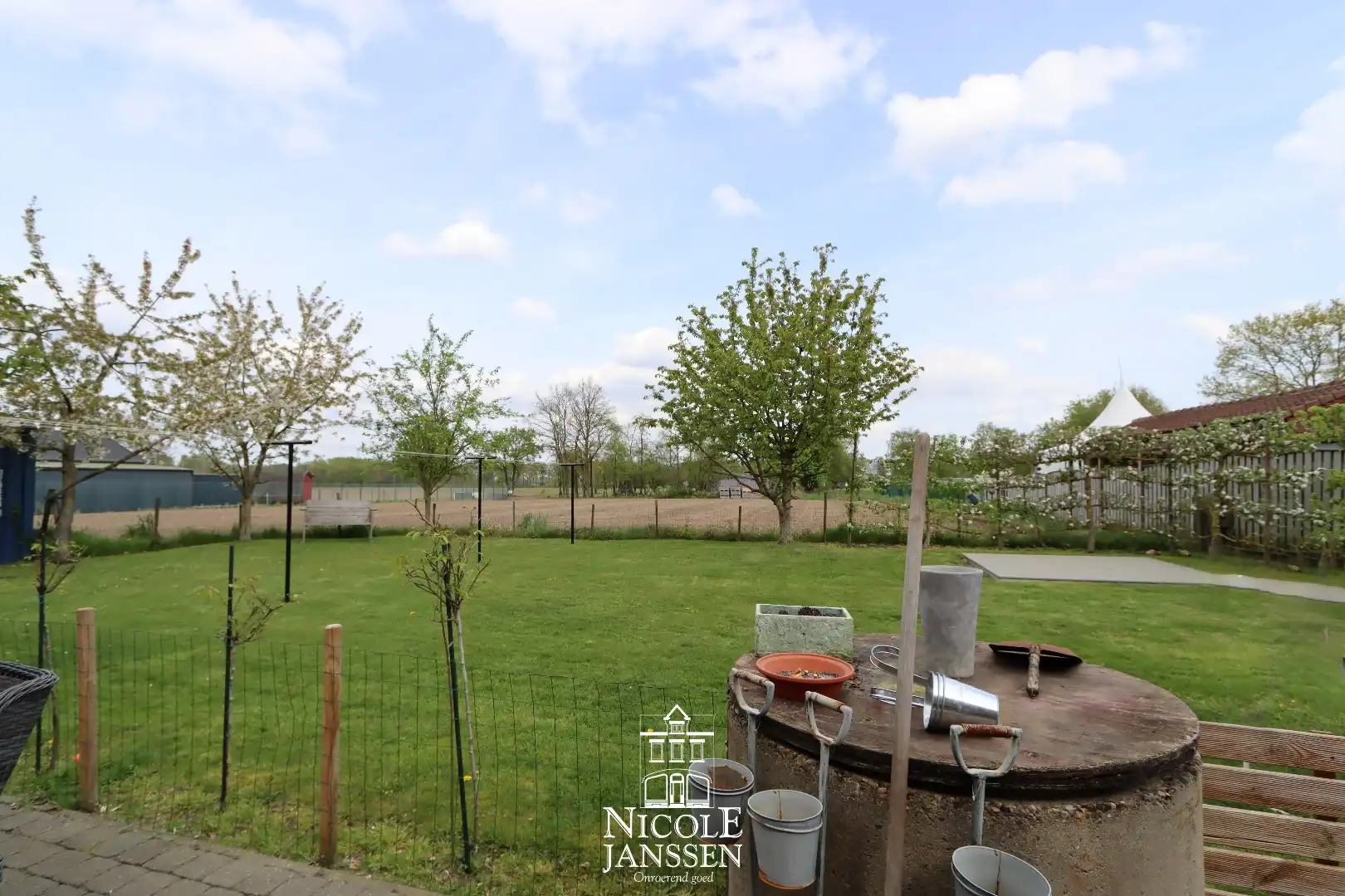 Ruime woning foto 14