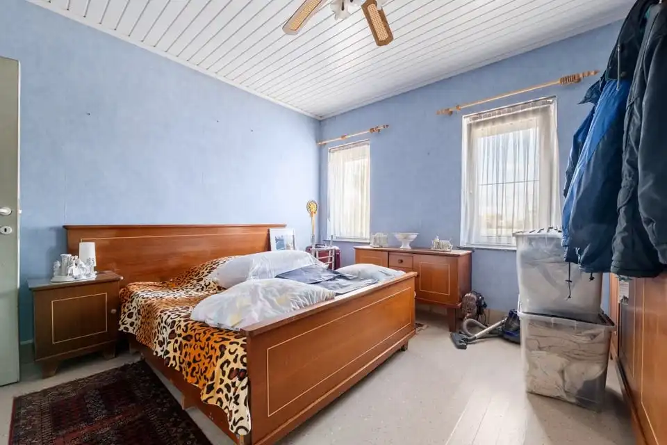 TE RENOVEREN STADSWONING VLAKBIJ HET CENTRUM VAN SINT-TRUIDEN foto 15