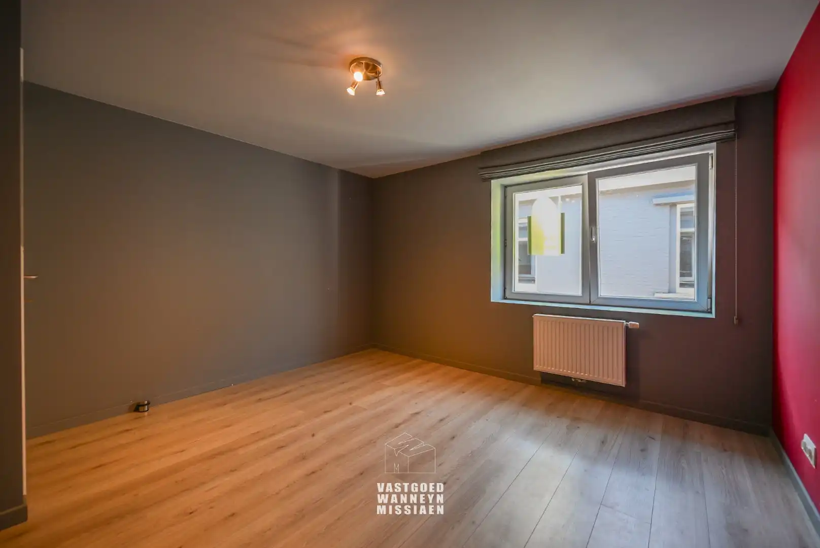 Instapklare woning met 3 slaapkamers en ruime berging/garage in centrum Wingene  foto 19