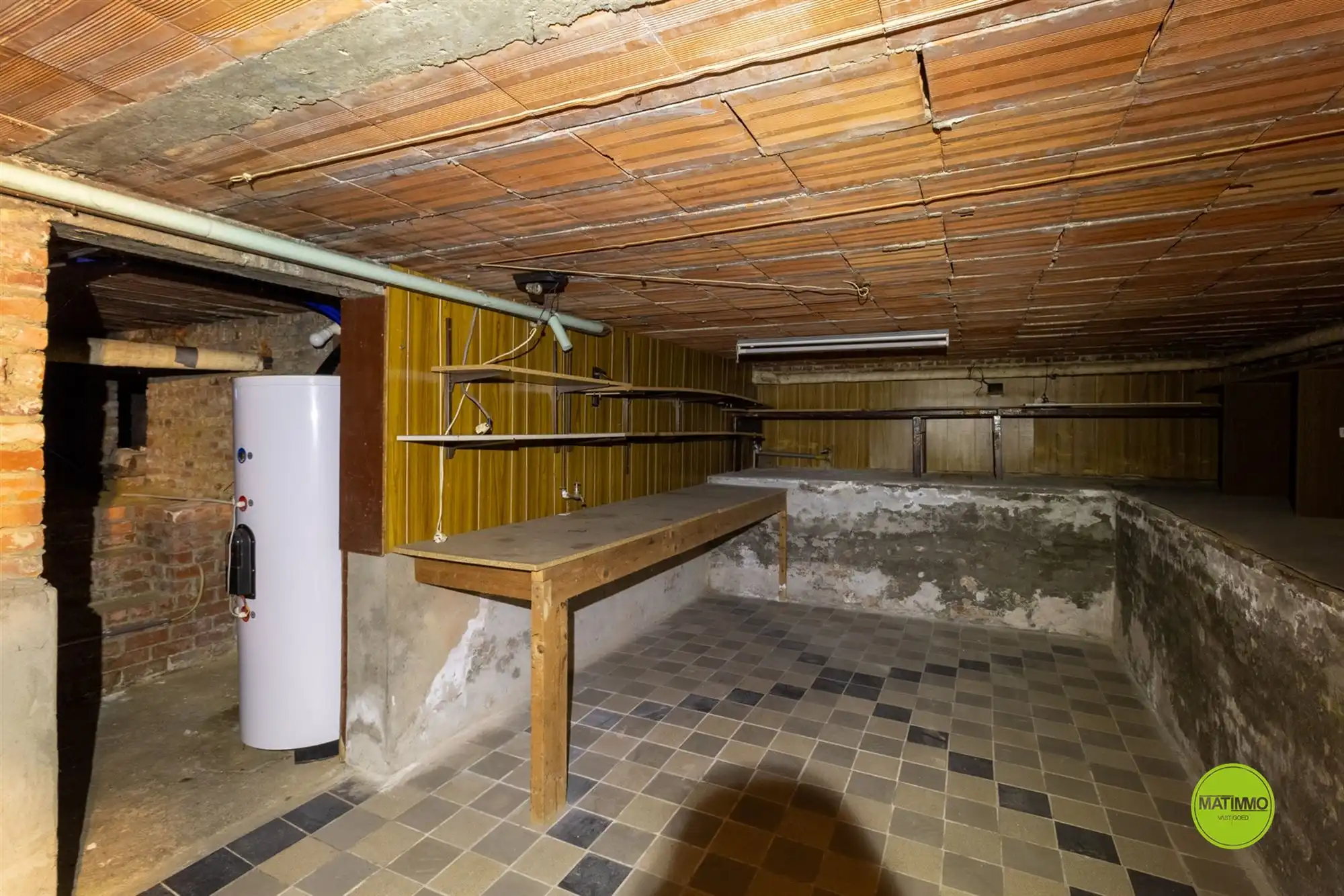 Ruime open bebouwing met 6 slaapkamers op 750 m2 grond foto 29