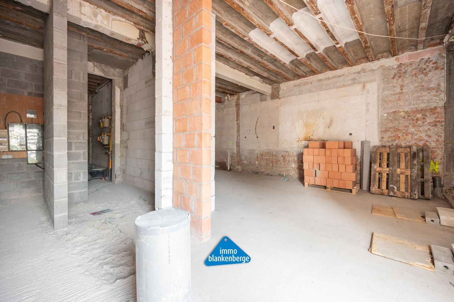 Ruime Casco Handelszaak van Ca. 200m² bij de Jachthaven van Blankenberge foto 8