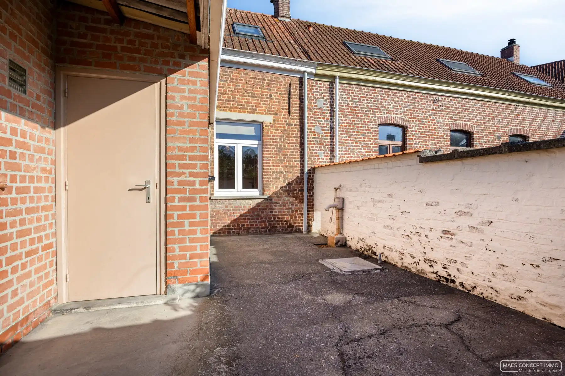 Karaktervolle woning met garage te koop op Elsegemplein (Wortegem) foto 29