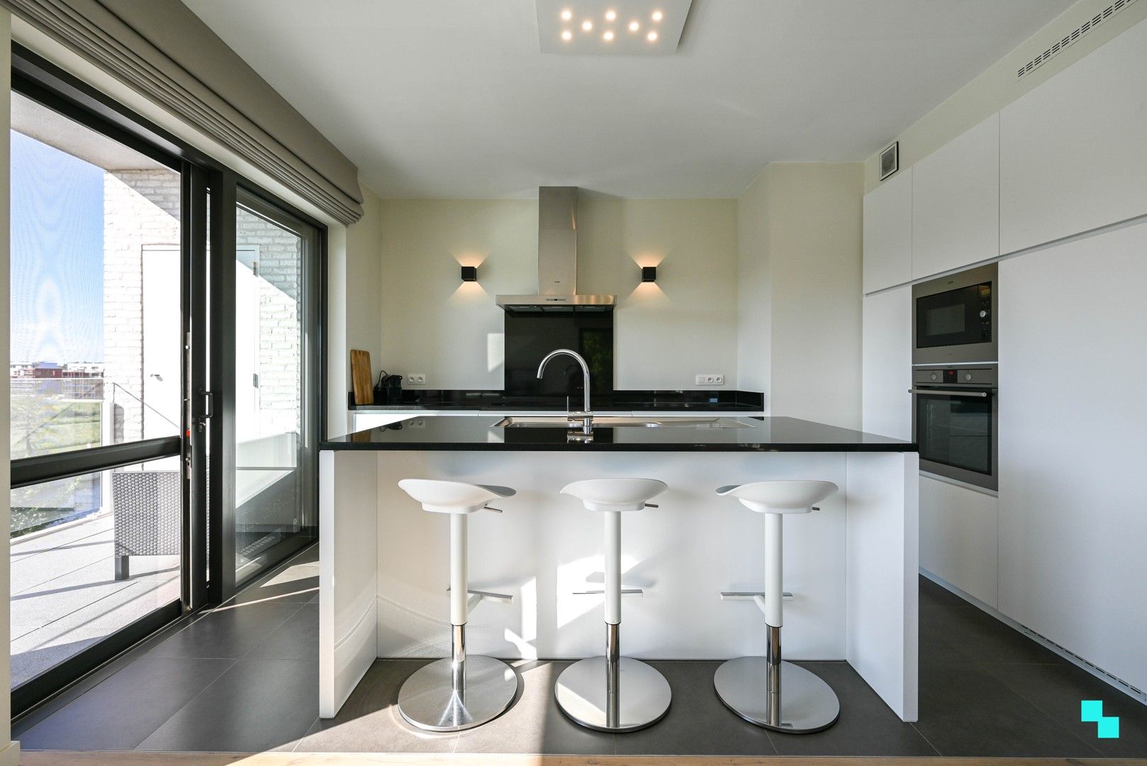 Geweldig hoekappartement met spectaculair panorama over de oevers van de Leie foto 8